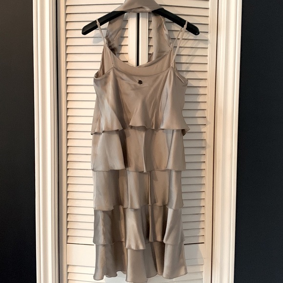 Cop Copine silk sleeveless dress in beautiful champagne colour US size 8. - Picture 2 of 6